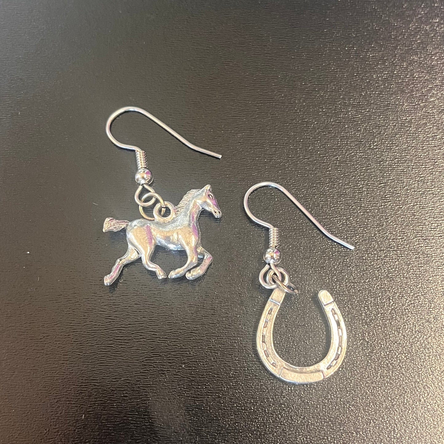 Earrings (Jewellery)