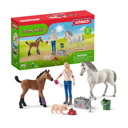 Vet Visiting Mare And Foal Farm Figurine Toys Play Set